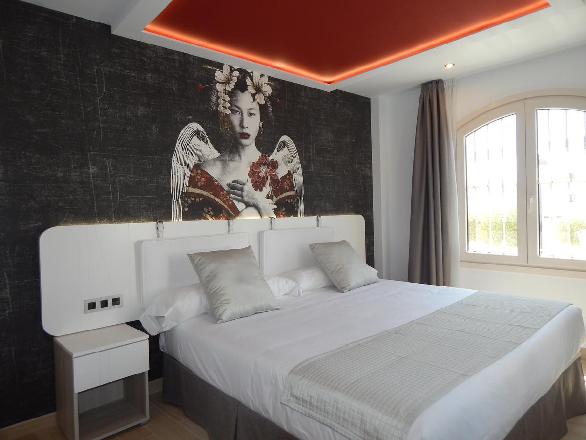 Hostal Boutique Dona Carmen - Adults Recommended 内尔哈 外观 照片